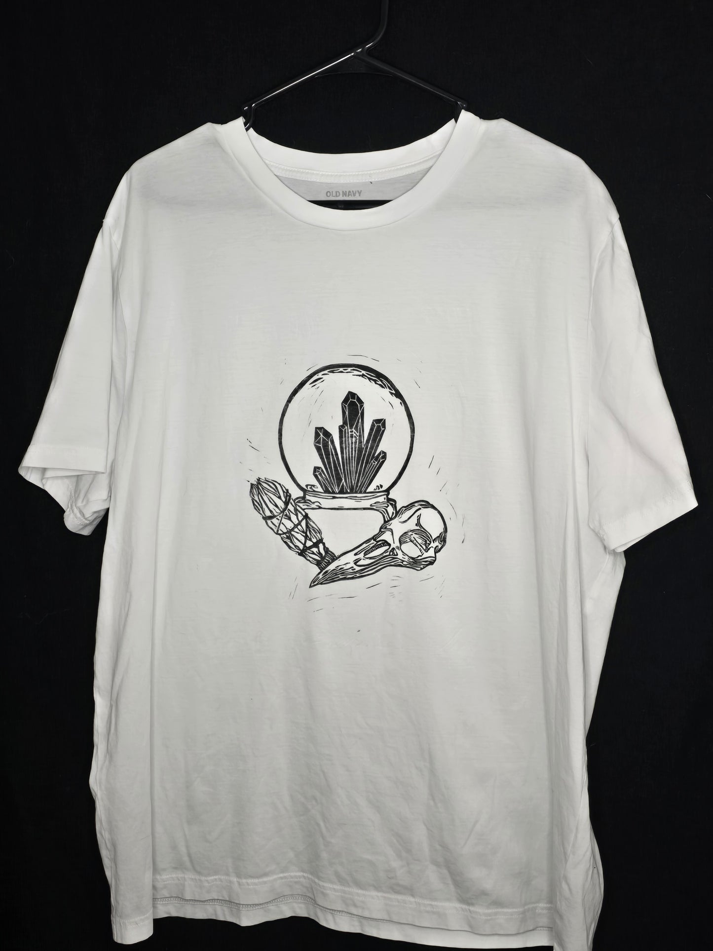 The Raven's Altar printed tee
